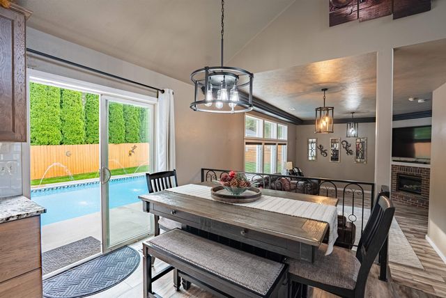 12224 N Nevada Ct, Spokane, WA 99218