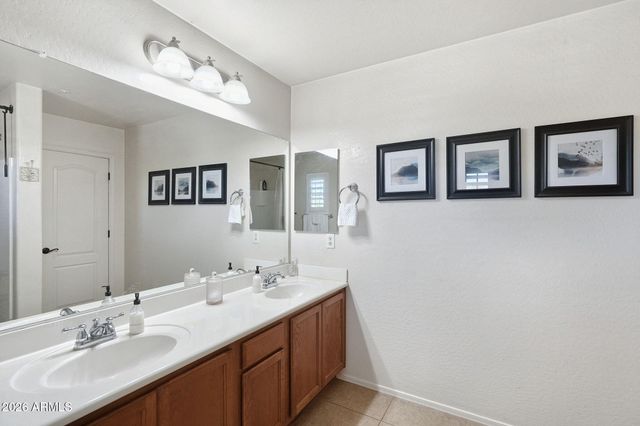 12735 W LOWDEN Road, Peoria, AZ 85383