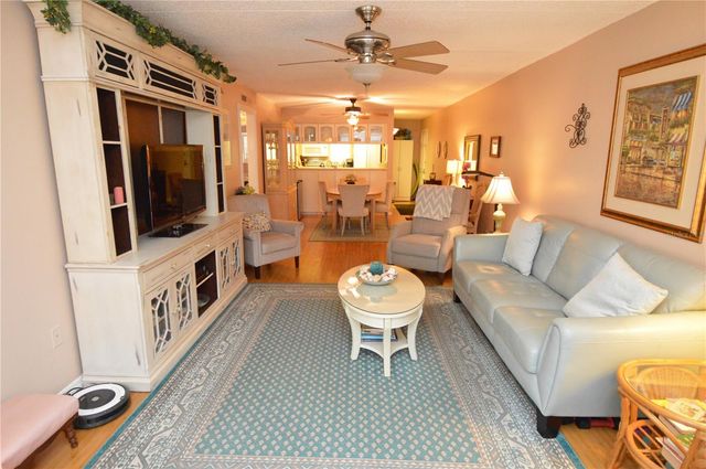 12760 INDIAN ROCKS ROAD 1110, Largo, FL 33774