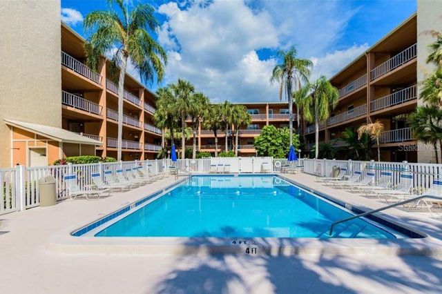 12760 INDIAN ROCKS ROAD 1110, Largo, FL 33774