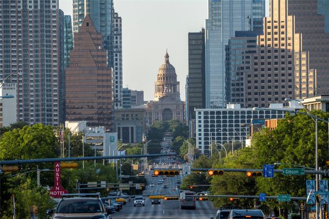 1507 Drake Ave B, Austin, TX 78704