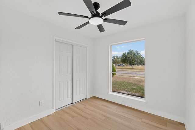 11231 Pelican Drive, Dallas, TX 75238