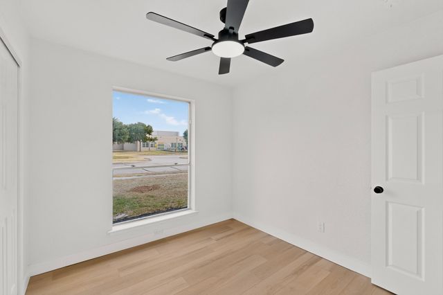 11231 Pelican Drive, Dallas, TX 75238