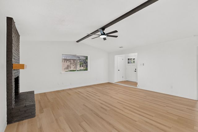 11231 Pelican Drive, Dallas, TX 75238