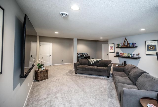 14236 Epperson Circle NE, Prior Lake, MN 55372