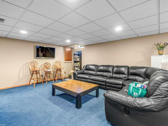 202 Donna Mae Drive, Leonard, MI 48367