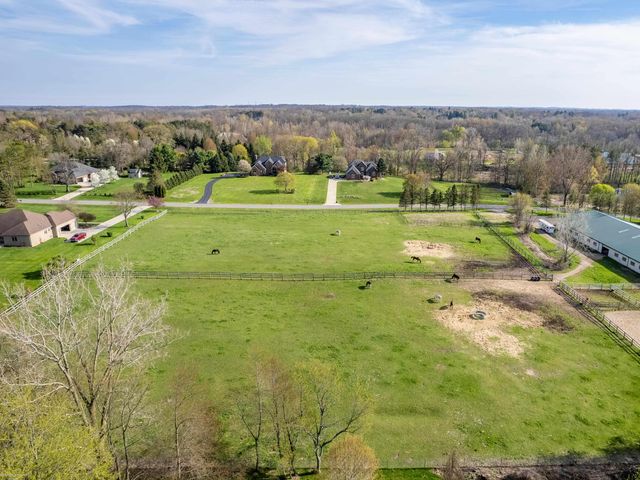 202 Donna Mae Drive, Leonard, MI 48367