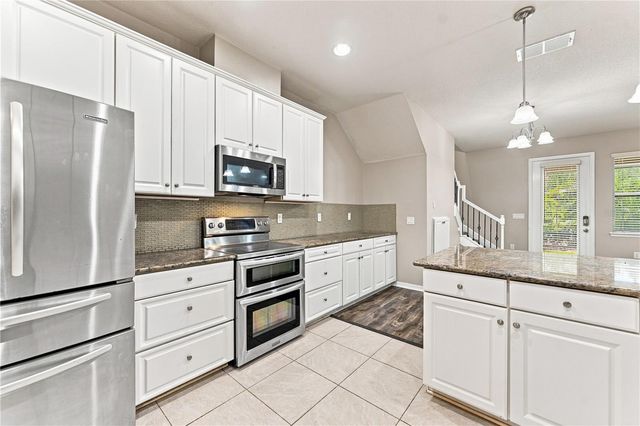 17013 VILESTA DRIVE, Lutz, FL 33548