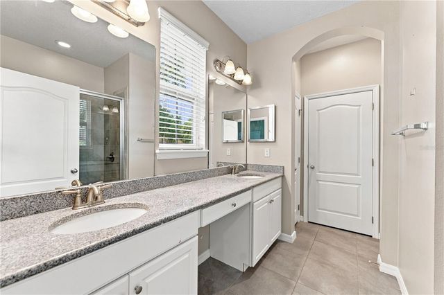 17013 VILESTA DRIVE, Lutz, FL 33548
