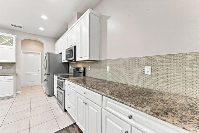 17013 VILESTA DRIVE, Lutz, FL 33548