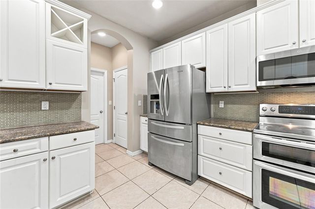 17013 VILESTA DRIVE, Lutz, FL 33548