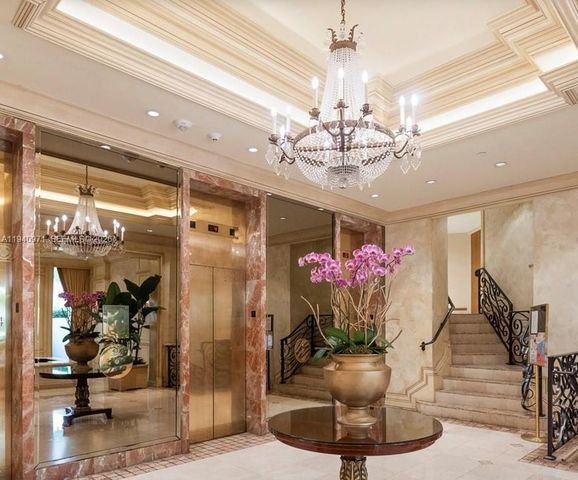 19707 Turnberry Way 23J, Aventura, FL 33180