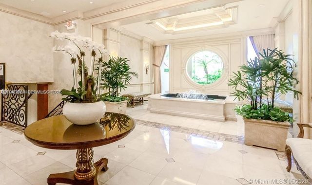 19707 Turnberry Way 23J, Aventura, FL 33180