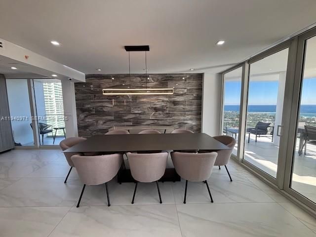 19707 Turnberry Way 23J, Aventura, FL 33180