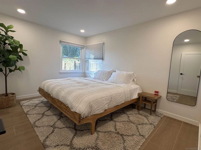 2949 Naugatuck Ave, San Diego, CA 92117
