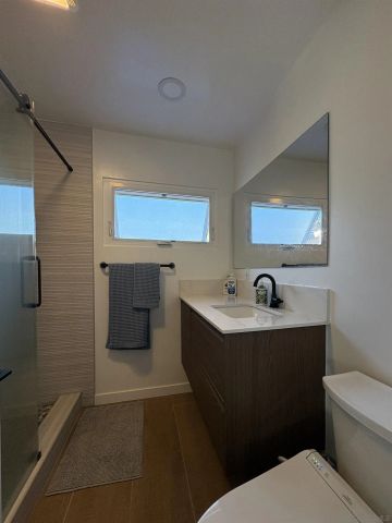2949 Naugatuck Ave, San Diego, CA 92117