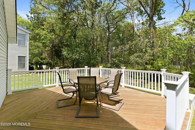 2312 Coral Leaf Road, Toms River, NJ 08755