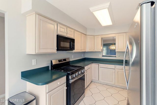 2312 Coral Leaf Road, Toms River, NJ 08755
