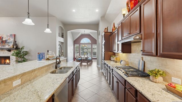 28835 Pfeiffers Gate, Boerne, TX 78015