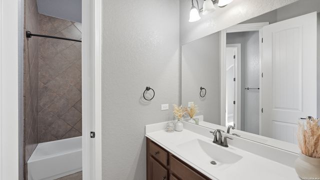 28835 Pfeiffers Gate, Boerne, TX 78015