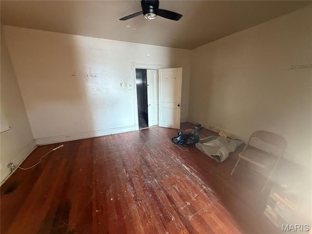 1719 Iowa Avenue, St Louis, MO 63104