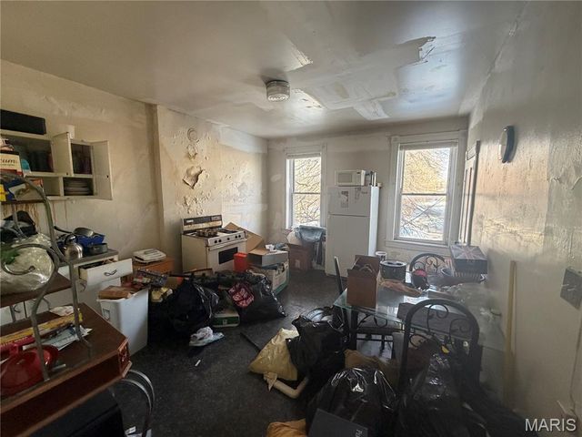 1719 Iowa Avenue, St Louis, MO 63104