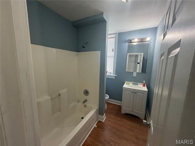 1719 Iowa Avenue, St Louis, MO 63104