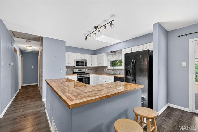 1001 Drexel Drive, St Charles, MO 63303