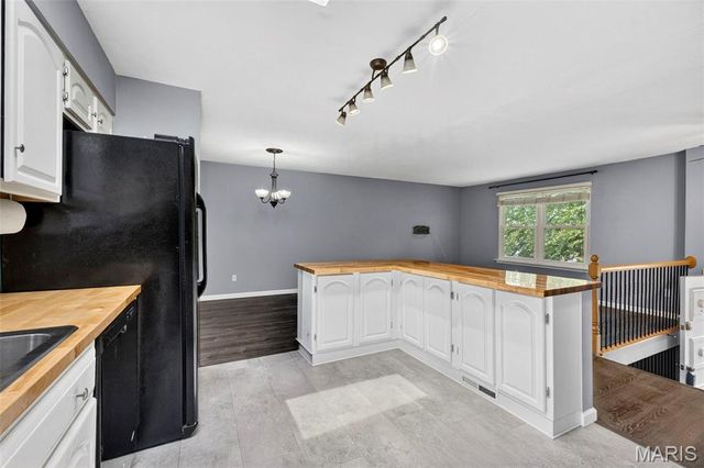 1001 Drexel Drive, St Charles, MO 63303