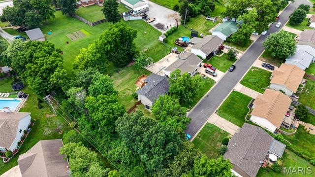 1001 Drexel Drive, St Charles, MO 63303