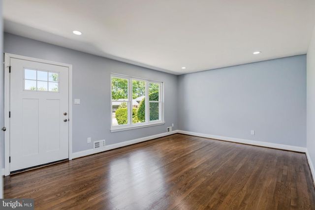 1001 ELDERBERRY PL, Capitol Heights, MD 20743