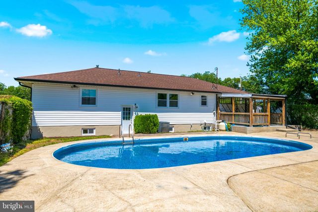 1001 ELDERBERRY PL, Capitol Heights, MD 20743
