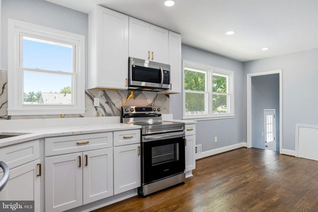 1001 ELDERBERRY PL, Capitol Heights, MD 20743