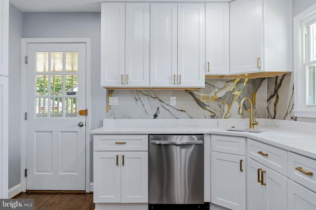 1001 ELDERBERRY PL, Capitol Heights, MD 20743