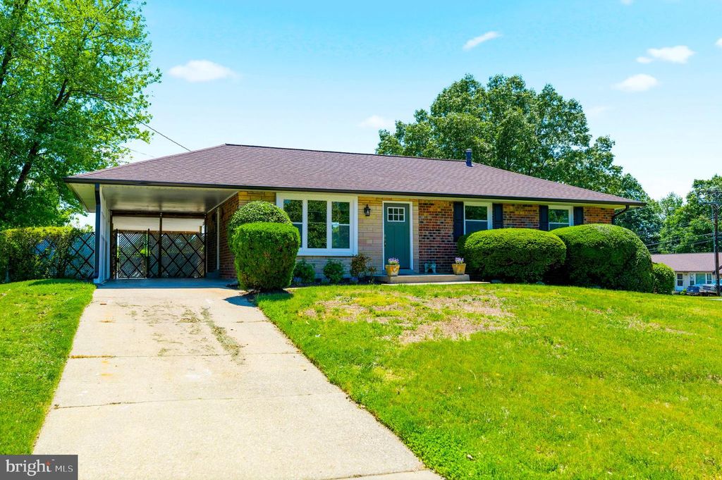 1001 ELDERBERRY PL, Capitol Heights, MD 20743