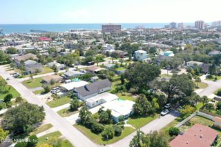 729 6TH Street N, Jacksonville Beach, FL 32250