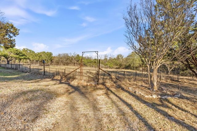 907 Shepherd RD, Georgetown, TX 78628