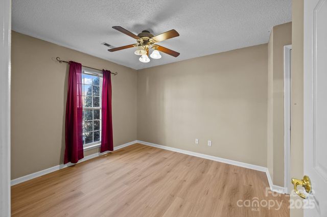 9467 Kimmel Lane, Charlotte, NC 28216