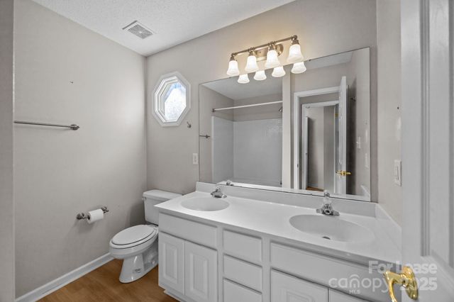 9467 Kimmel Lane, Charlotte, NC 28216