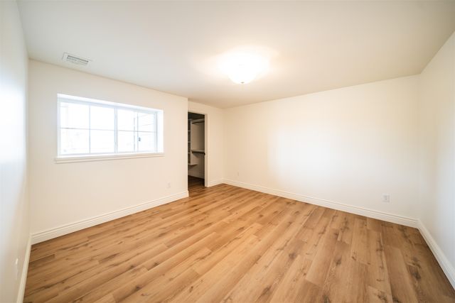 2013 N Clearstone St, Goddard, KS 67052