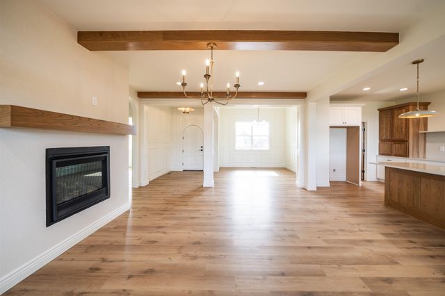 2013 N Clearstone St, Goddard, KS 67052