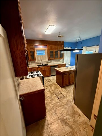 326 Naples St, Corpus Christi, TX 78404