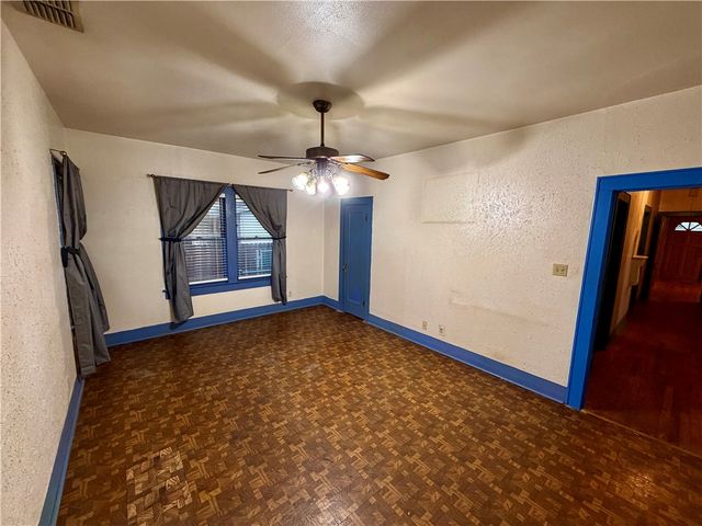 326 Naples St, Corpus Christi, TX 78404