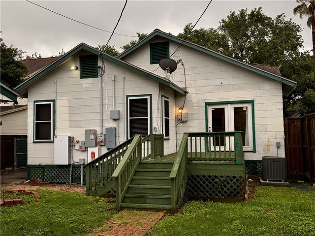 326 Naples St, Corpus Christi, TX 78404