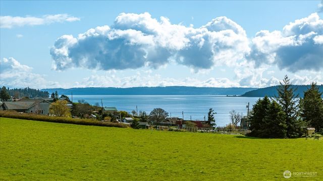 710 Zylstra Road, Coupeville, WA 98239