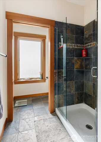 710 Zylstra Road, Coupeville, WA 98239