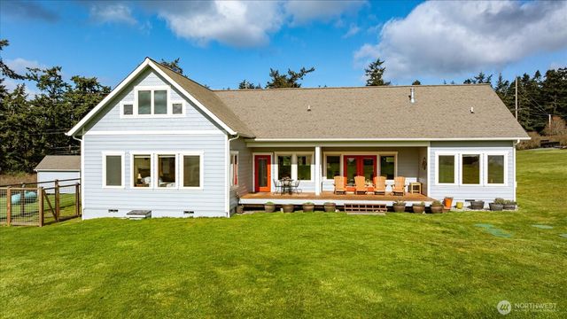 710 Zylstra Road, Coupeville, WA 98239