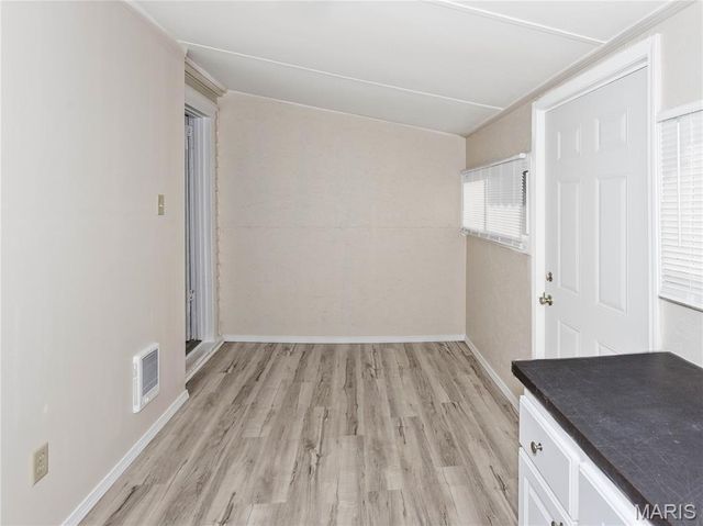 719 Summit Avenue, Collinsville, IL 62234