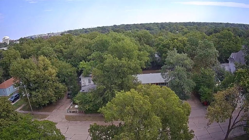 1619 N Fairmount Ave.