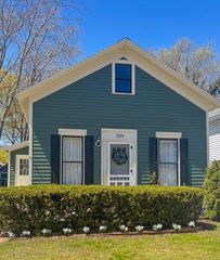 309 N Robert Street, Ludington, MI 49431